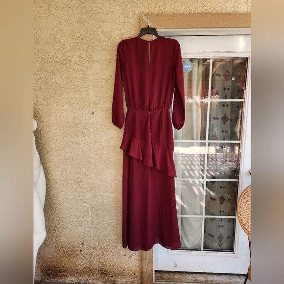 krisa Red Layered Gown - Picture 5 of 6